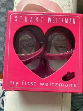 Stuart Weitzman Hot Pink Baby Mary Jane Shoes Sz: 6 weeks to 3 months.